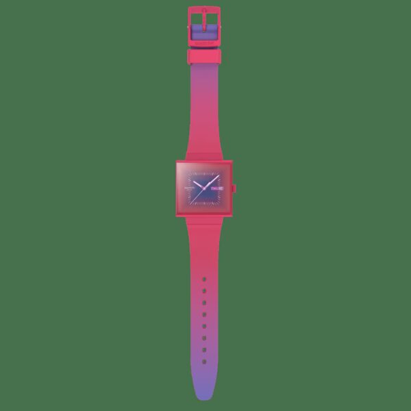 Swatch Essentials Squarely Berry 41.80mm - immagine 3